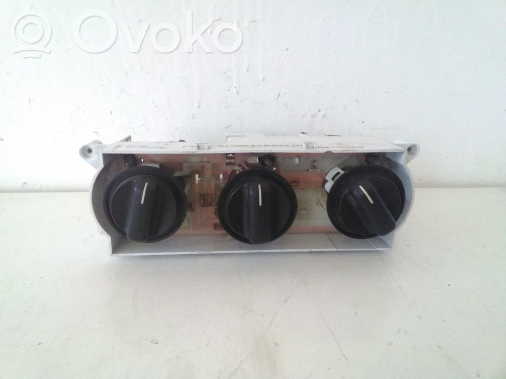 Opel Vectra B Climate control unit 