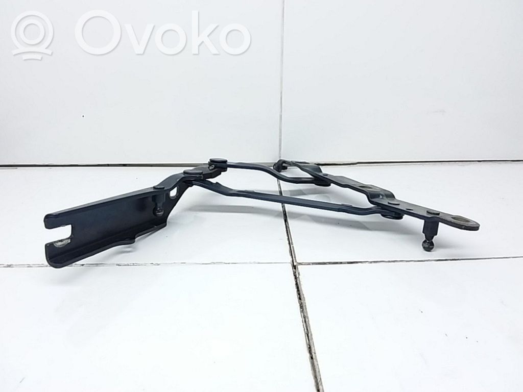 Saab 9-5 Tailgate/trunk/boot hinge 