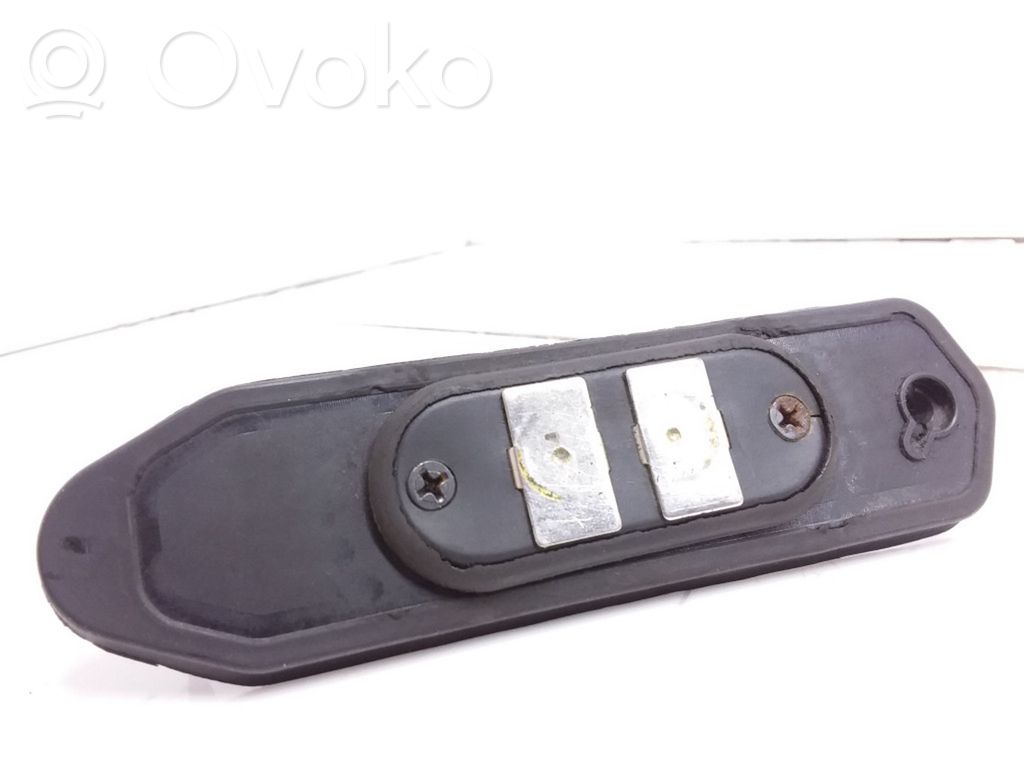 Liukuoven anturi