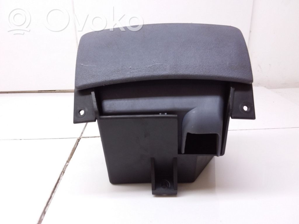Ford Fiesta Cendrier avant 