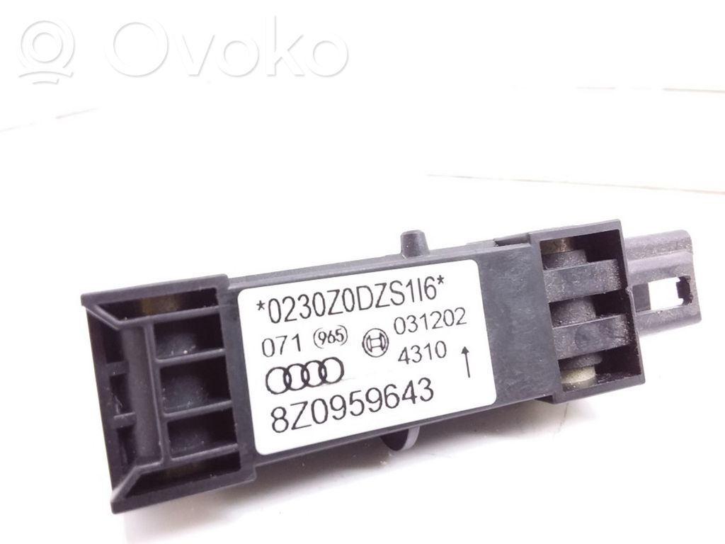 Audi A2 Airbag deployment crash/impact sensor 