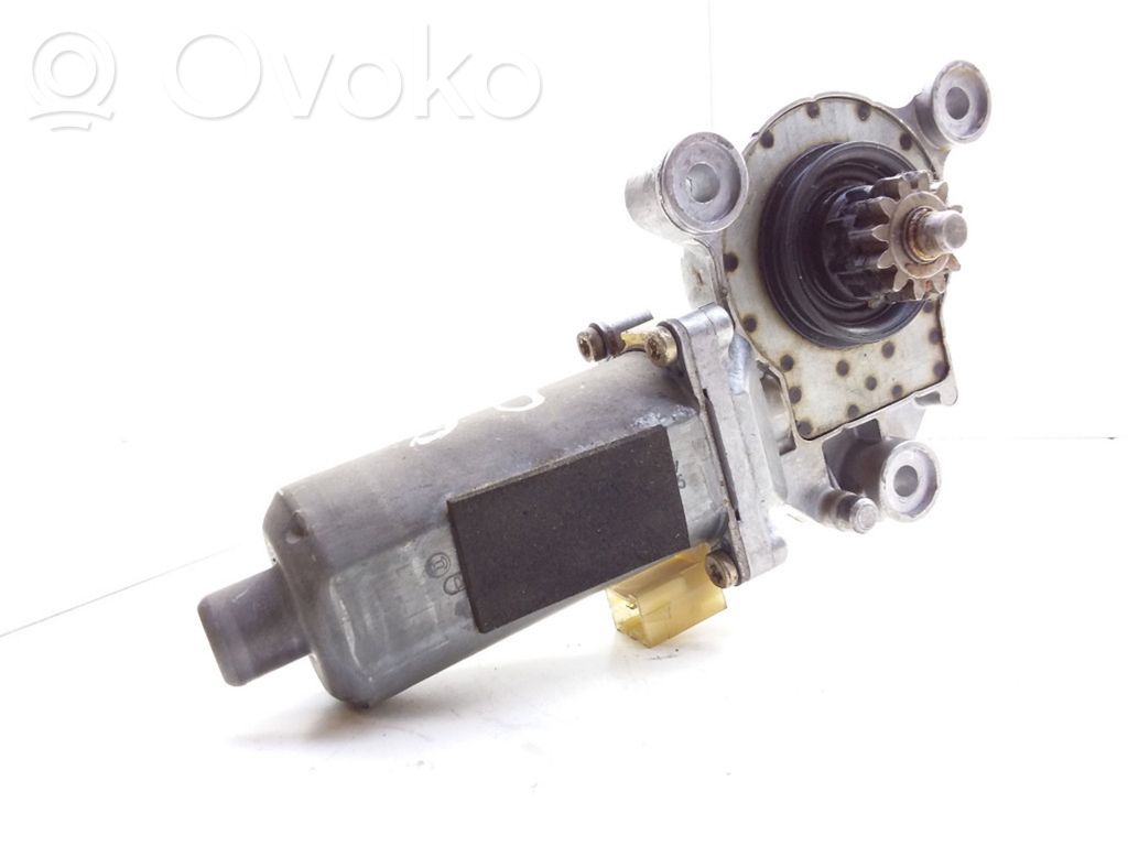 Volvo 850 Priekšpusē loga pacēlāja motoriņš 