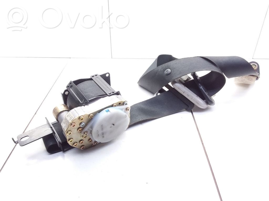 Mazda MPV Front seatbelt 
