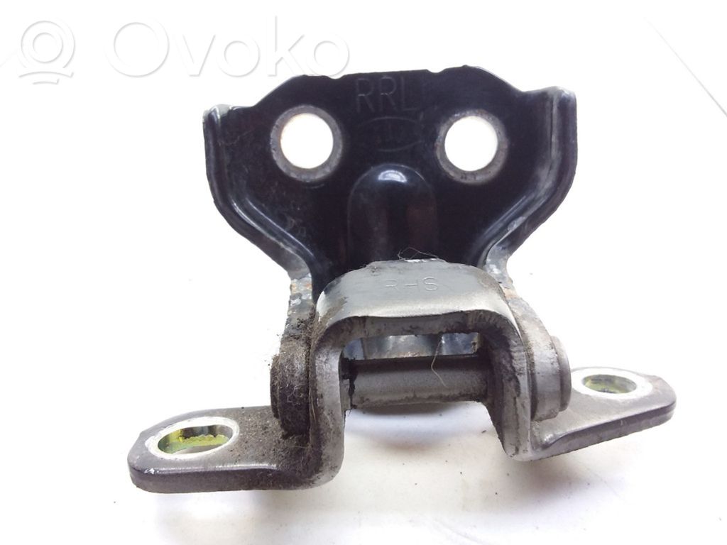 KIA Sorento Rear door lower hinge 