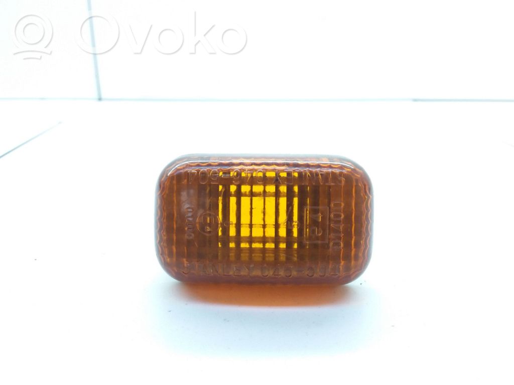 Opel Frontera B Front fender indicator light 