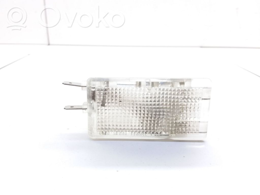 Boot/trunk interior light   020452101