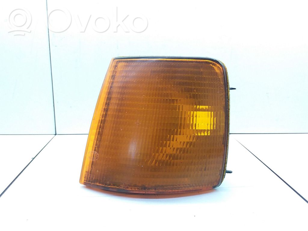 Volkswagen PASSAT B3 Front indicator light 