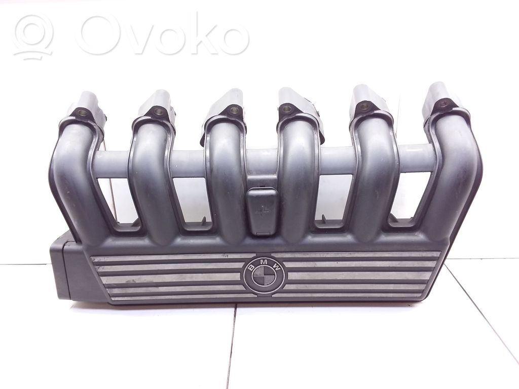 BMW 5 E39 Intake manifold 