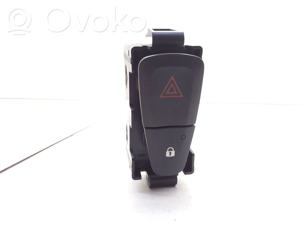 Dacia Sandero Hazard light switch 