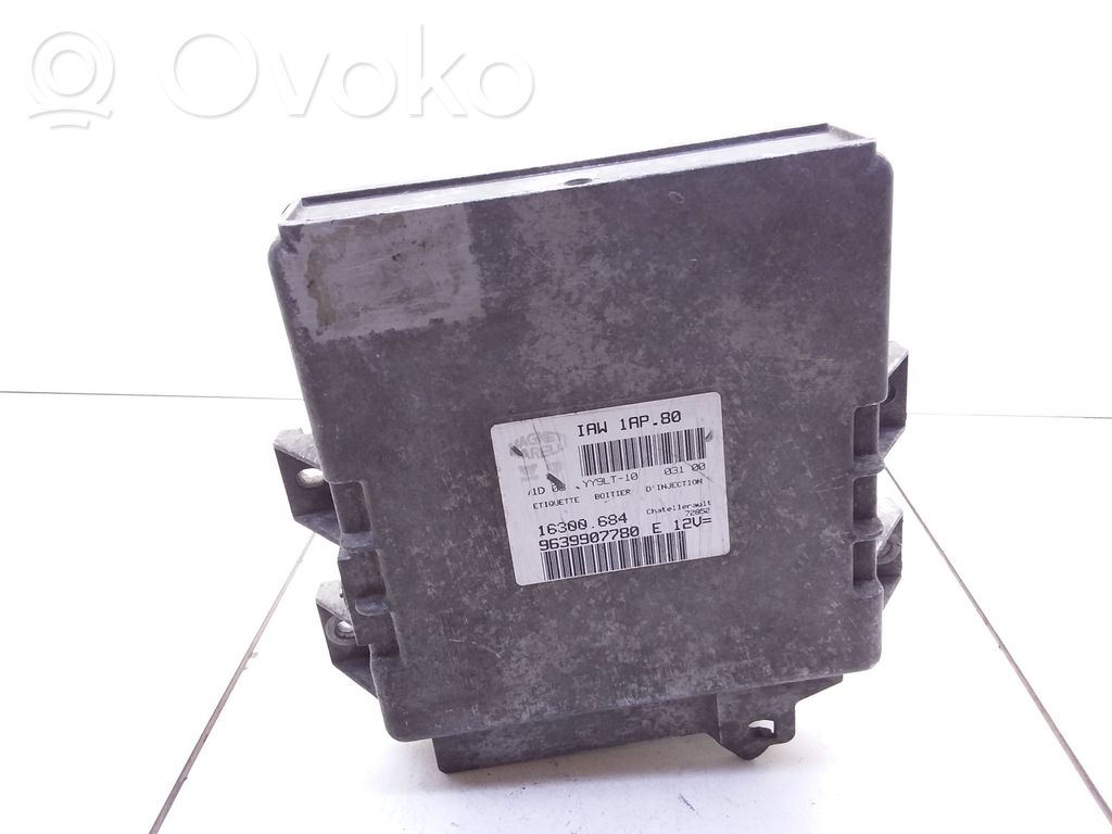 Peugeot 206 Engine control unit/module 