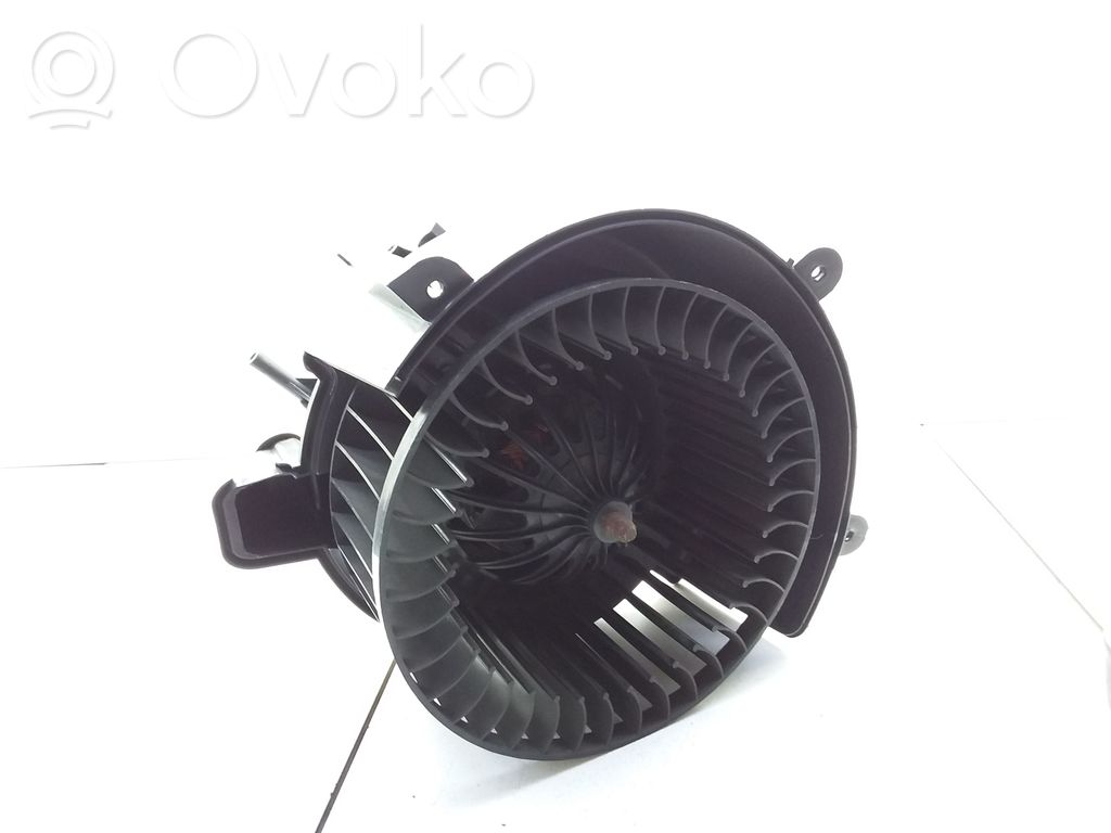 Opel Zafira B Mazā radiatora ventilators 