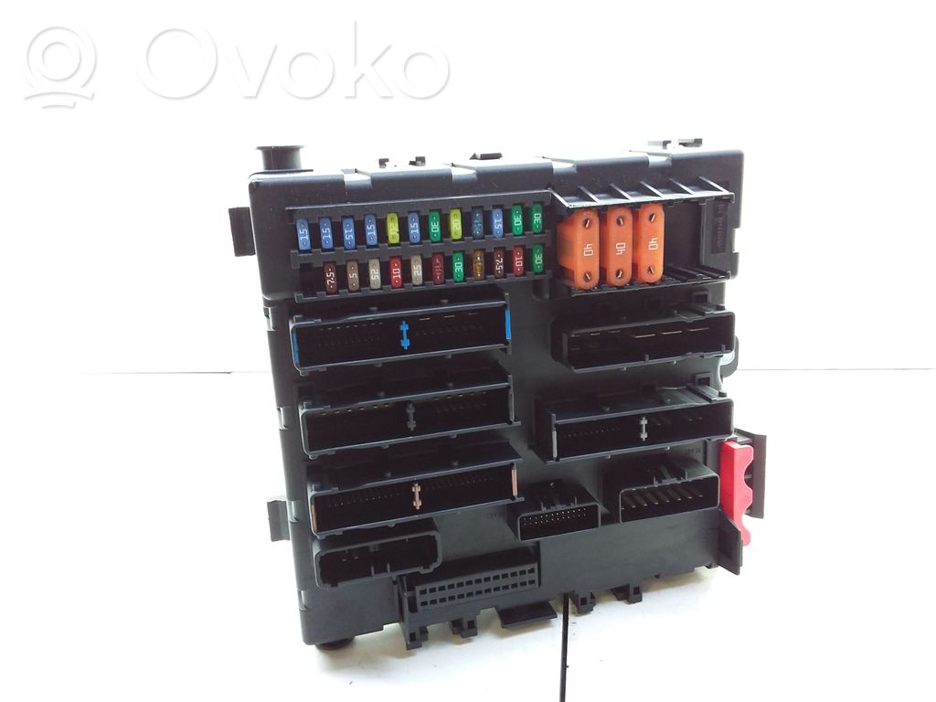 Opel Vectra C Fuse module 