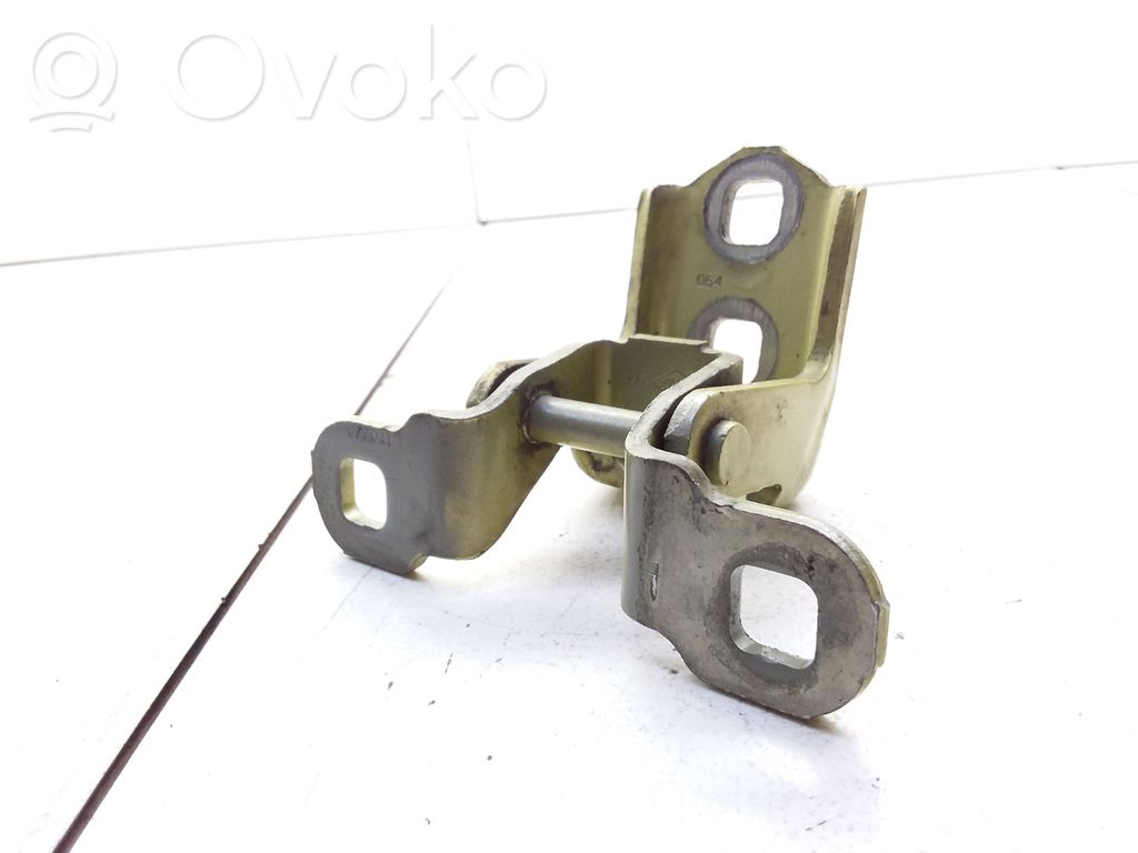 Rear door upper hinge