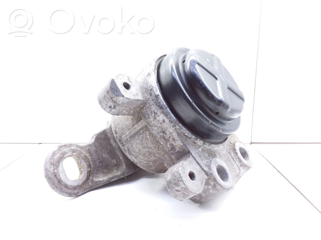 Ford Mondeo Mk III Engine mount bracket 