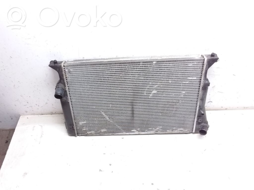 Toyota Corolla Verso AR10 Chłodnica 