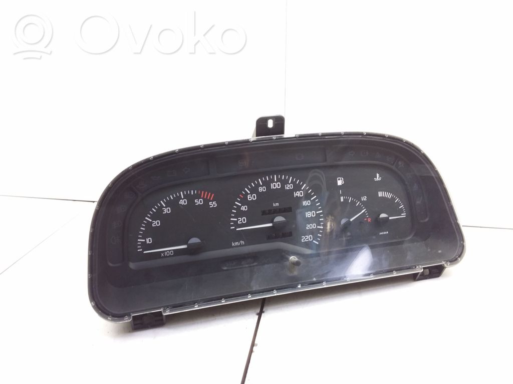 Renault Laguna I Speedometer (instrument cluster) 