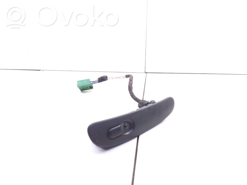 Opel Meriva A Electric window control switch 
