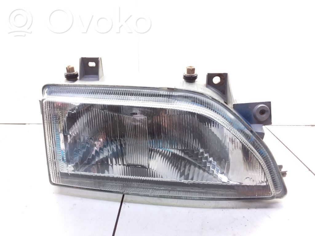 Headlight/headlamp   E102263