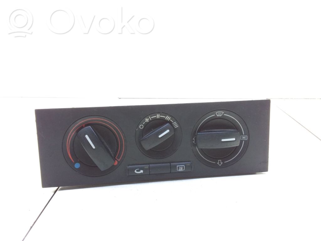 Audi A2 Climate control unit 