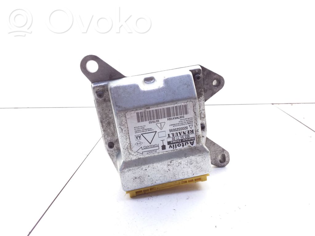 Airbag control unit/module   8200325696,603947700