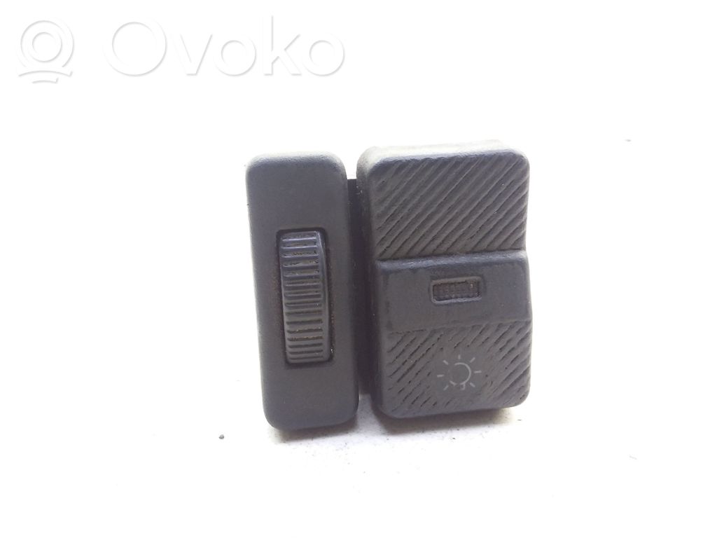 Volkswagen PASSAT B3 Light switch 