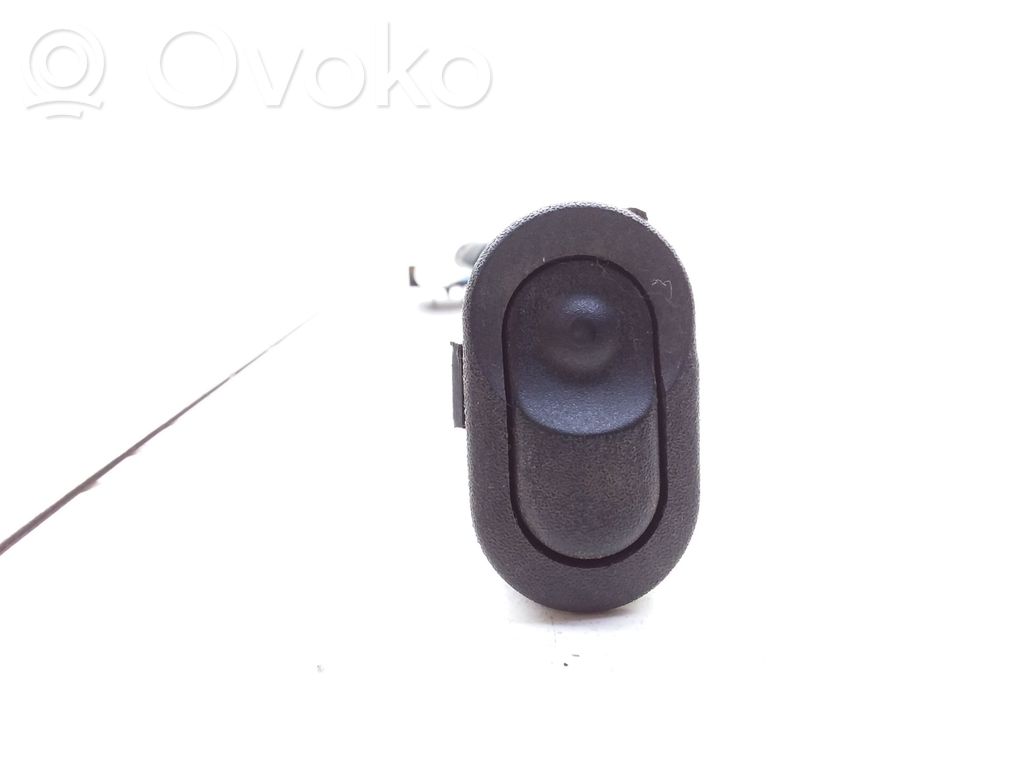 Opel Vectra B Electric window control switch 
