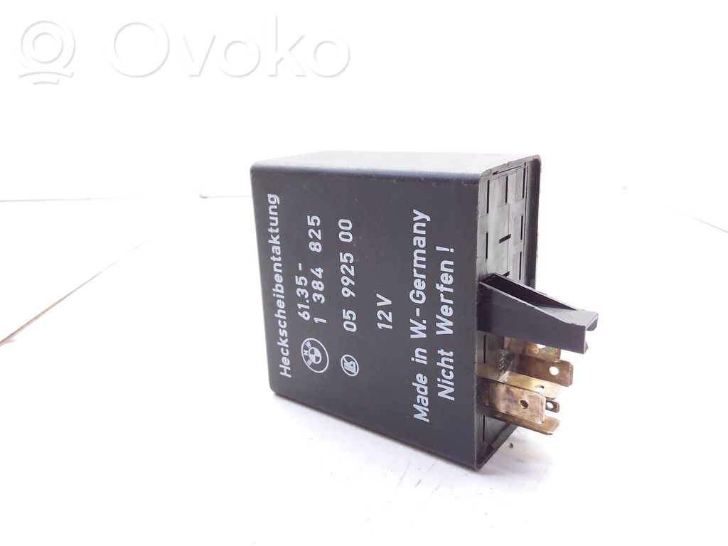BMW 5 E34 Hazard warning light relay 
