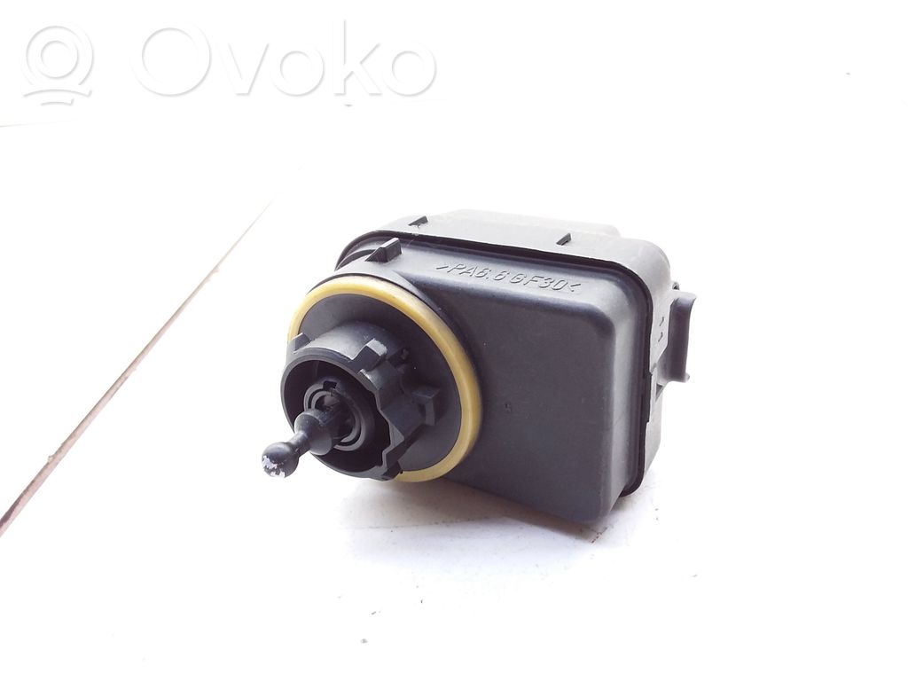 Peugeot 206 Headlight level adjustment motor 