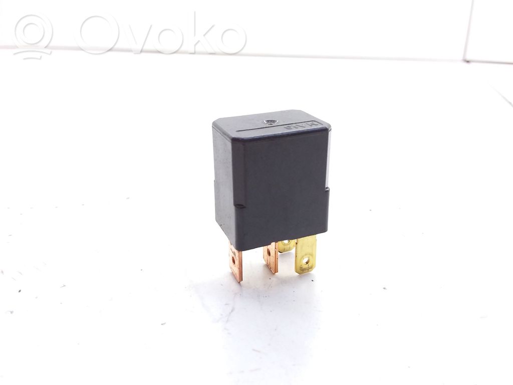 Mazda 5 Hazard warning light relay 