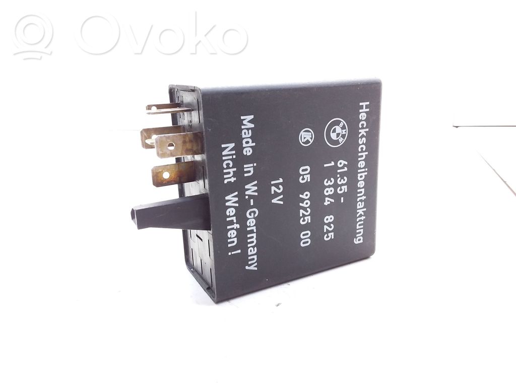 BMW 5 E34 Hazard warning light relay 