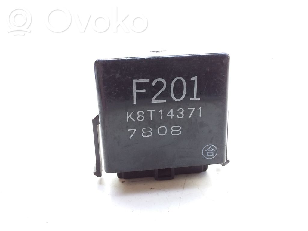 Mazda 626 Hazard warning light relay 