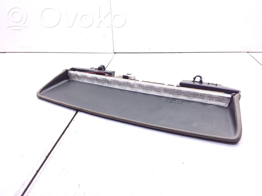 Third/center stoplight   1X4313A613BA