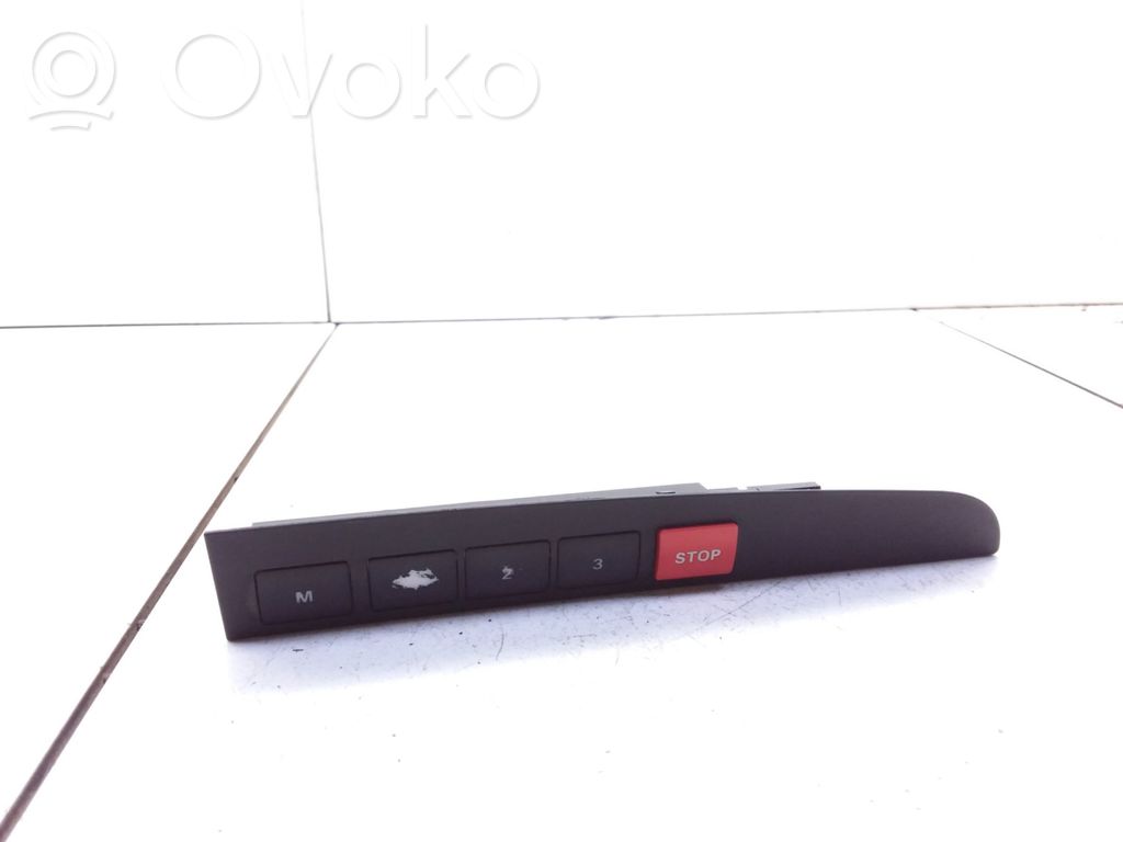 Audi A6 S6 C5 4B Switch for retractable tow bar 
