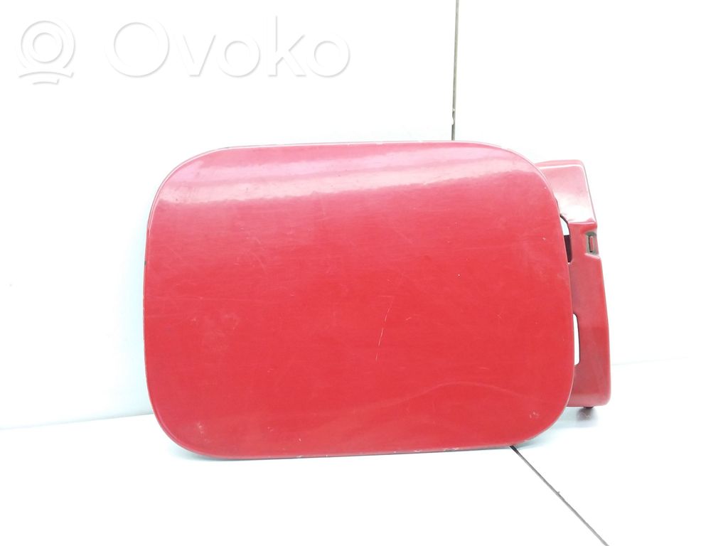 Volkswagen Polo III 6N 6N2 6NF Polttoainesäiliön korkin suoja 