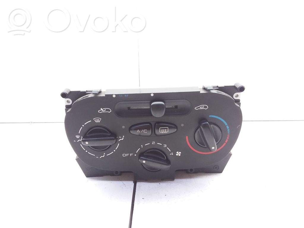 Peugeot 206 Climate control unit 