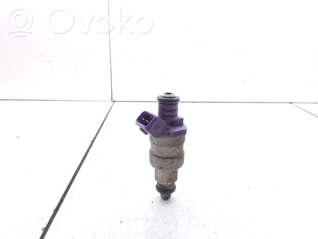 Renault Clio II Inyector de combustible 