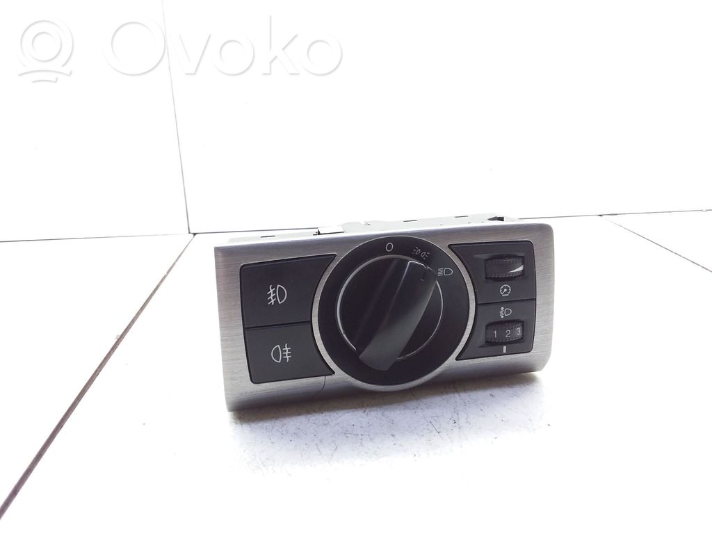Light switch   96628675,070627