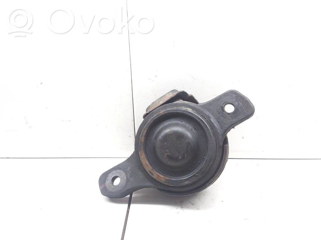 Subaru Legacy Engine mount bracket 