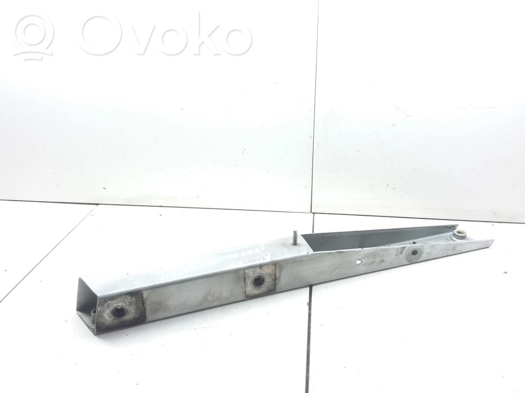 Audi A2 Fender mounting bracket 