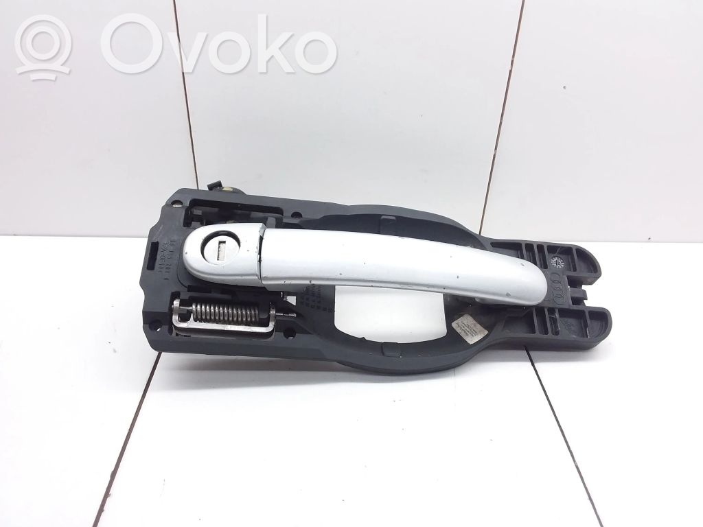 Etuoven ulkokahva   8Z0837885A,8Z0837886A