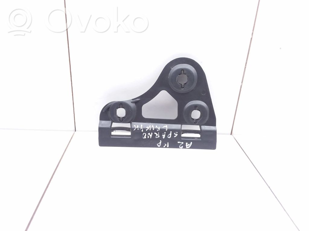 Audi A2 Fender mounting bracket 