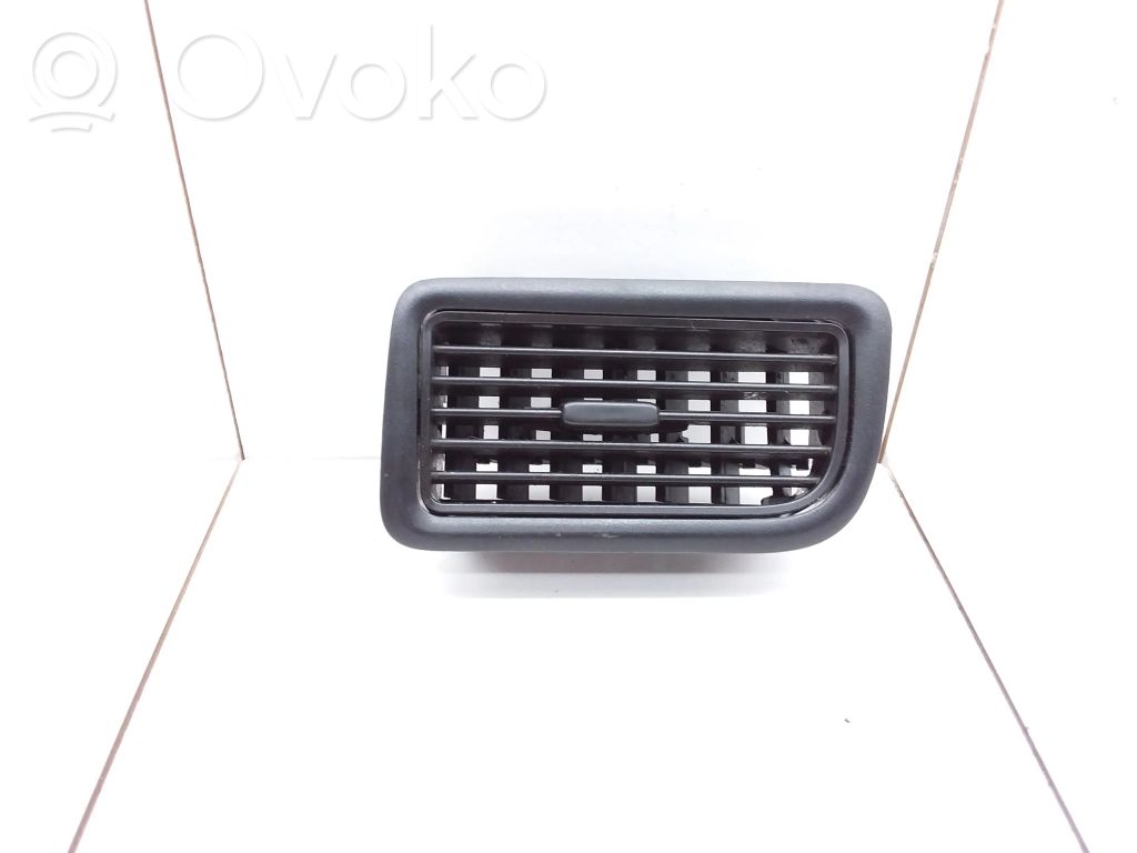 Fiat Doblo Centrinės oro grotelės 