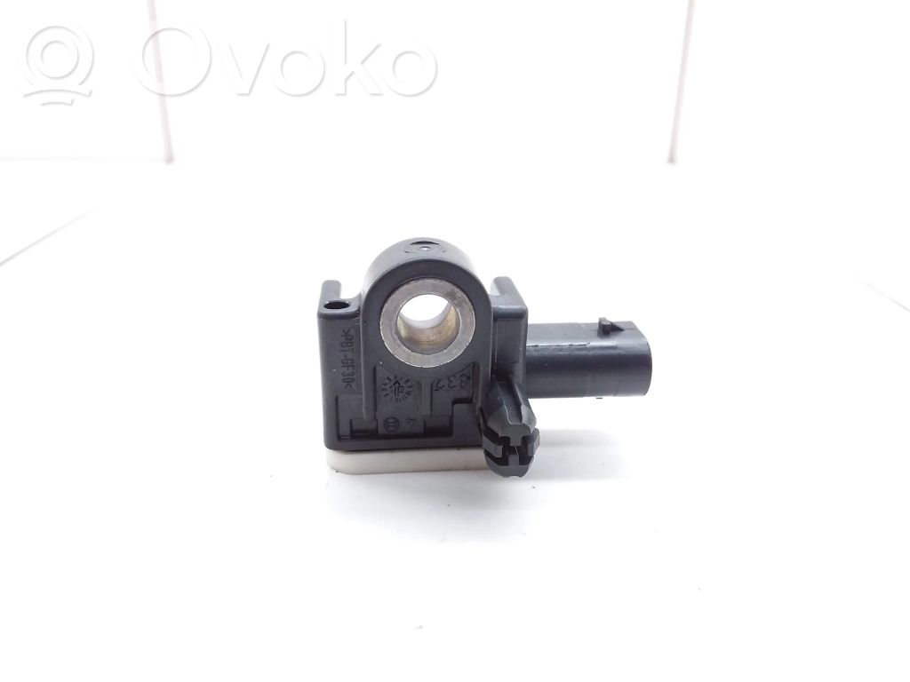 Mercedes-Benz B W246 W242 Airbag deployment crash/impact sensor 