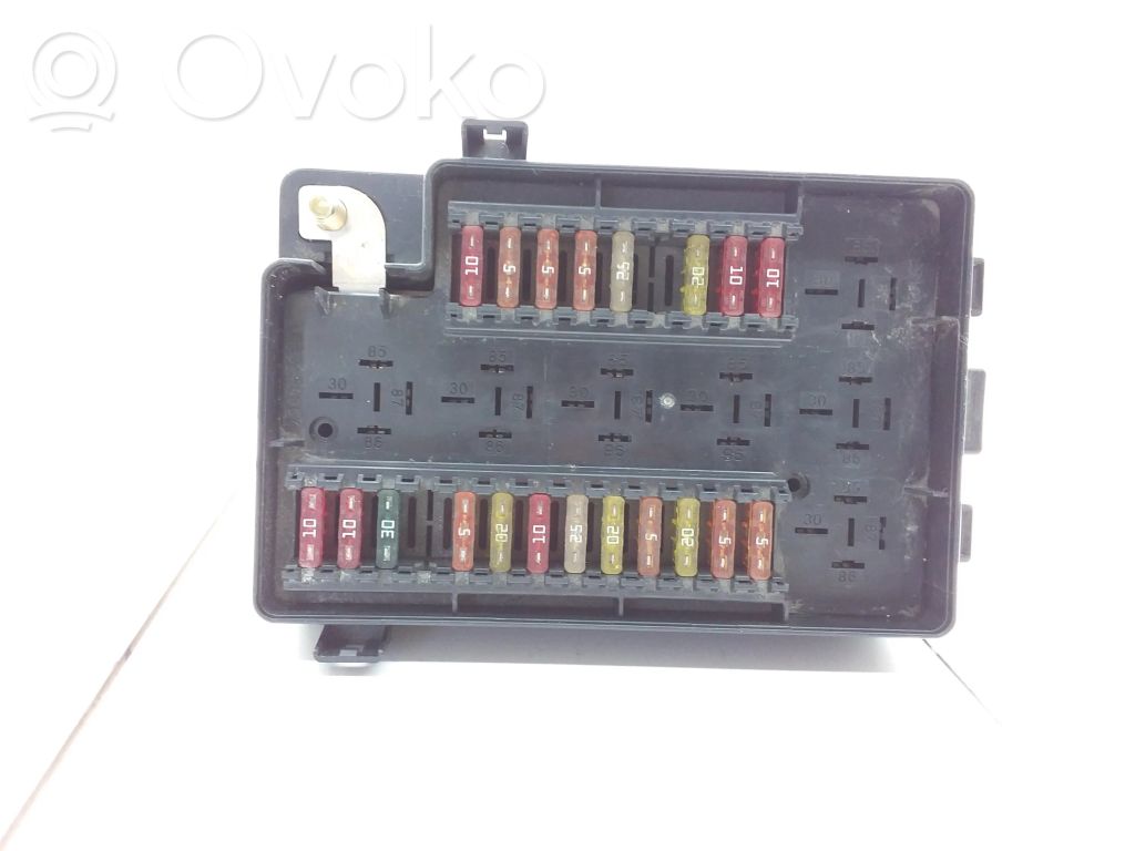 Jaguar XJ X308 Fuse module 