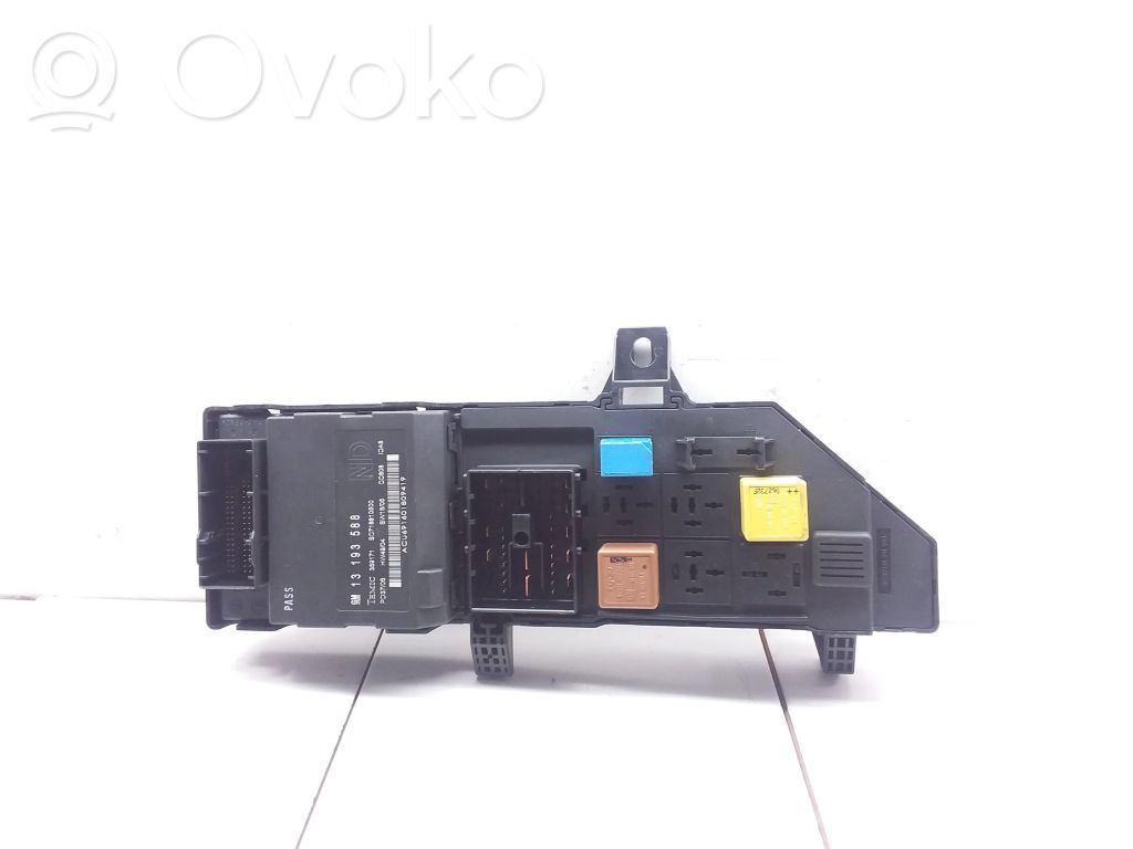 Opel Vectra C Fuse module 