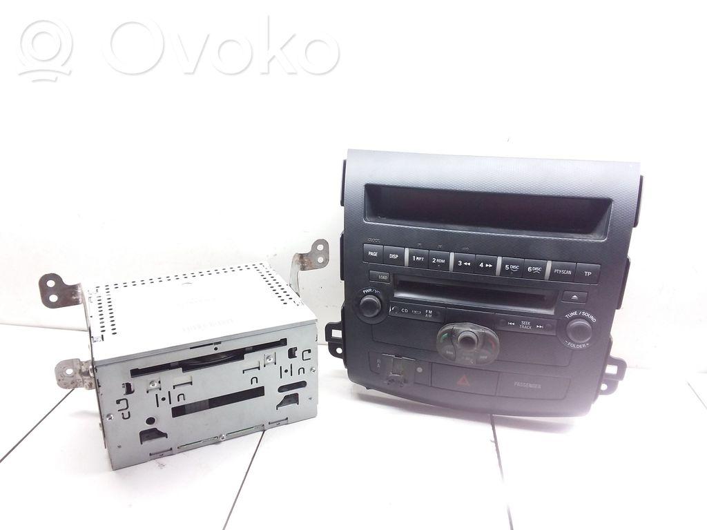 Mitsubishi Outlander Unitate principală radio/CD/DVD/GPS 