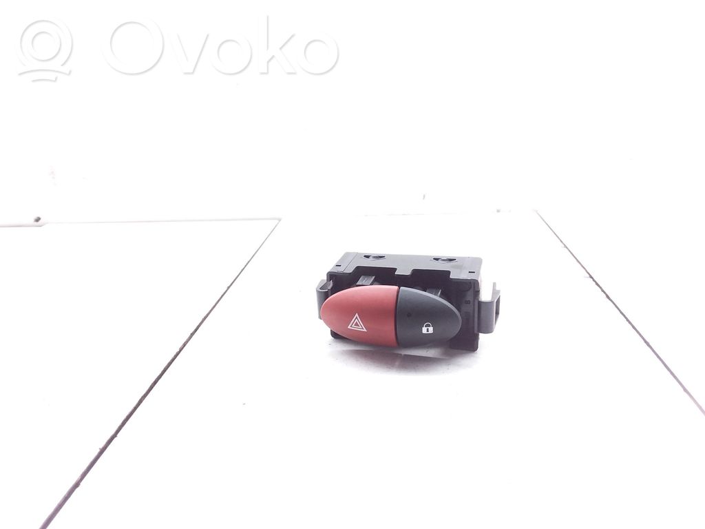 Opel Movano B Hazard light switch 
