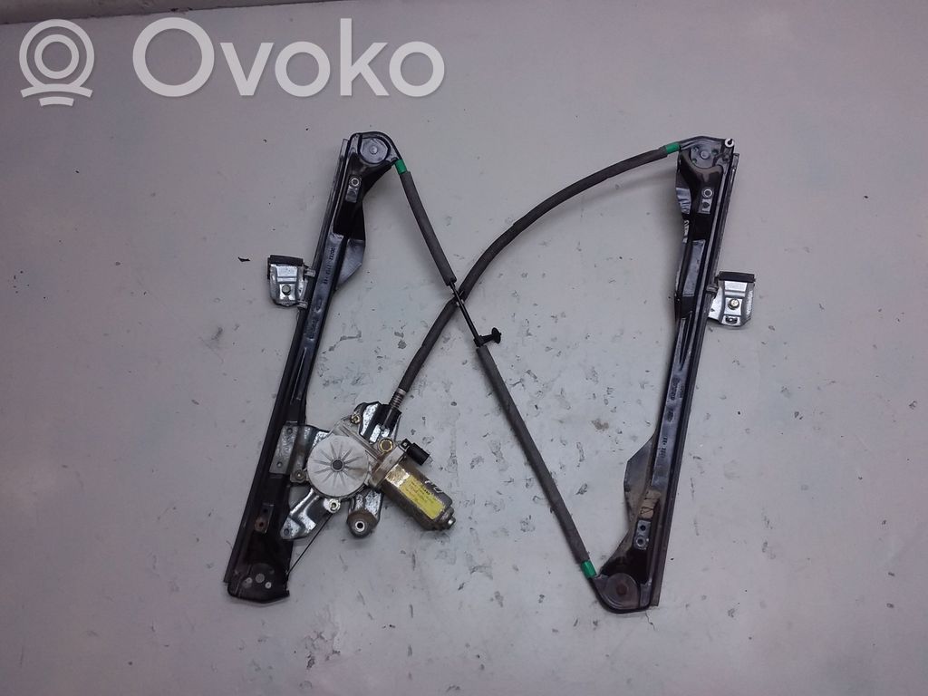 Ford Focus Front door window regulator with motor 