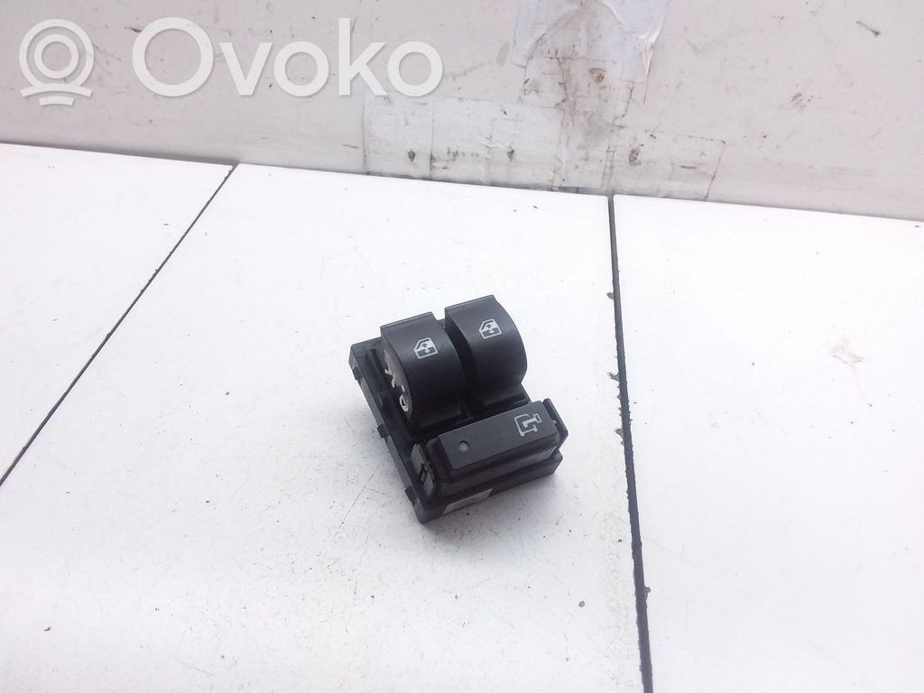 Fiat Doblo Electric window control switch 