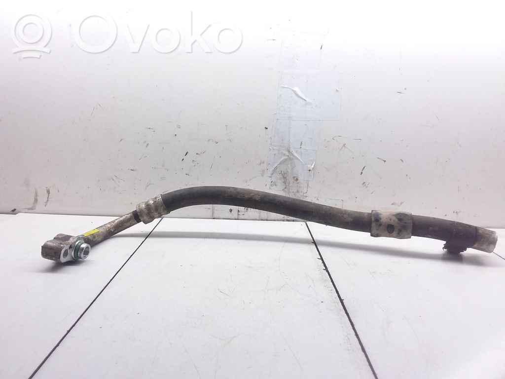Ford Ranger Ilmastointilaitteen putki (A/C) 